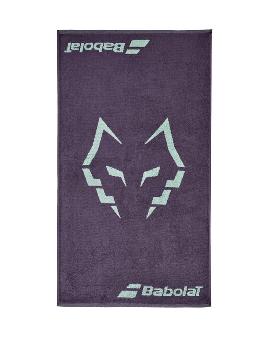 Babolat Medium Towel Lebrón, front view, plum with pale green El Lobo logo