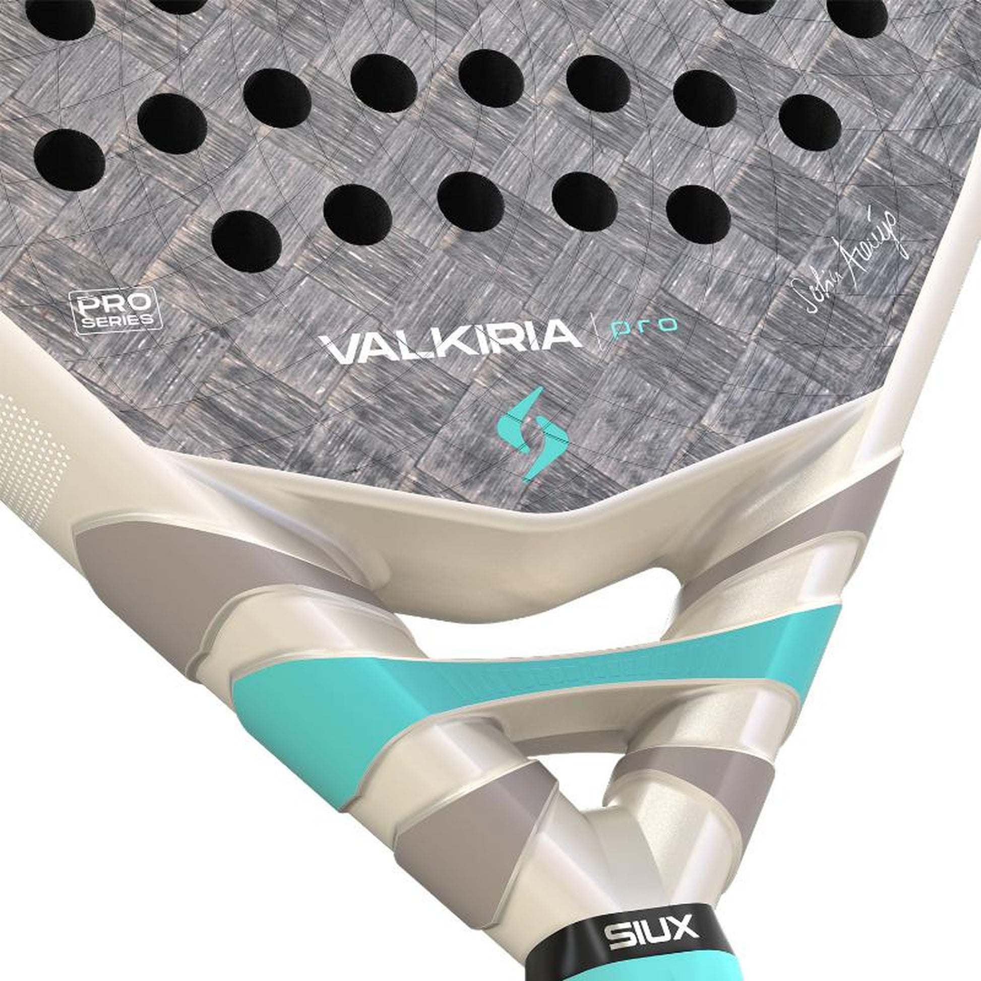 Siux Valkyria Pro Sofia Araujo 2026 Padel Racket - Heart Bridge Detail