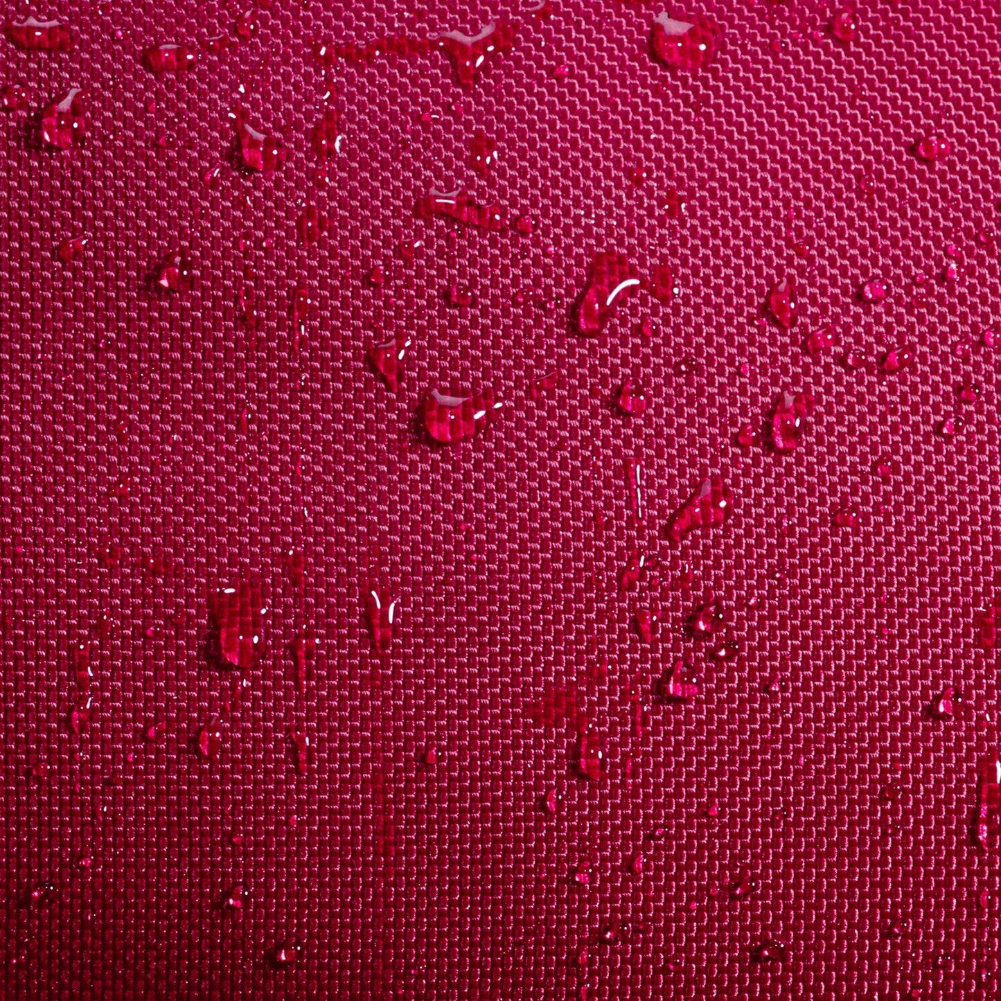 Babolat Court S Padel Bag, water beading on water-repellent burgundy fabric
