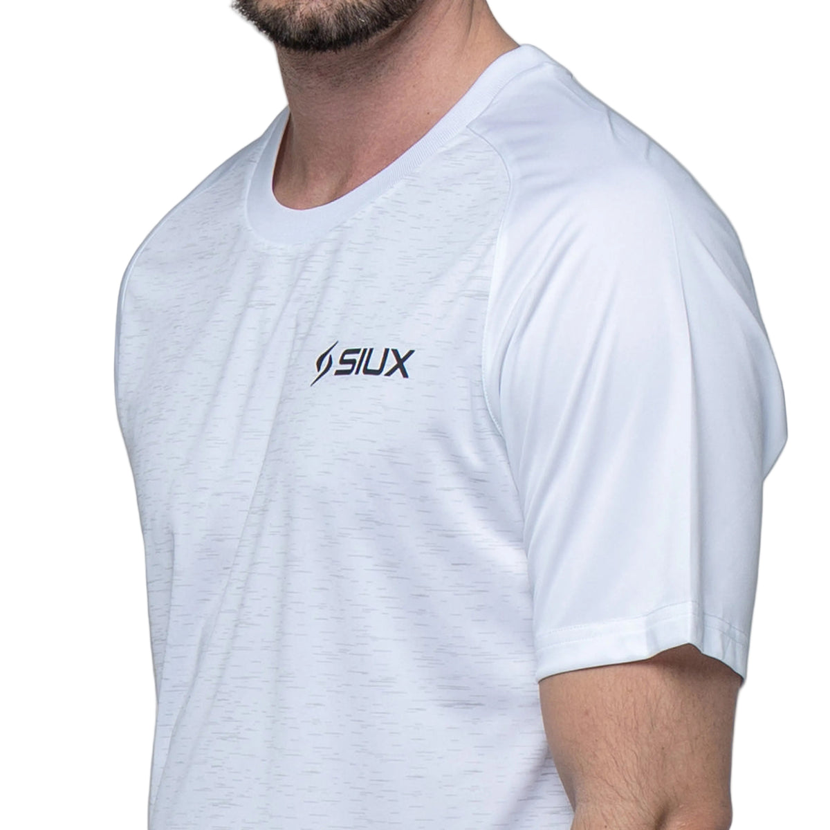 Siux Club 26 T-Shirt Men - White - Chest logo and fabric detail