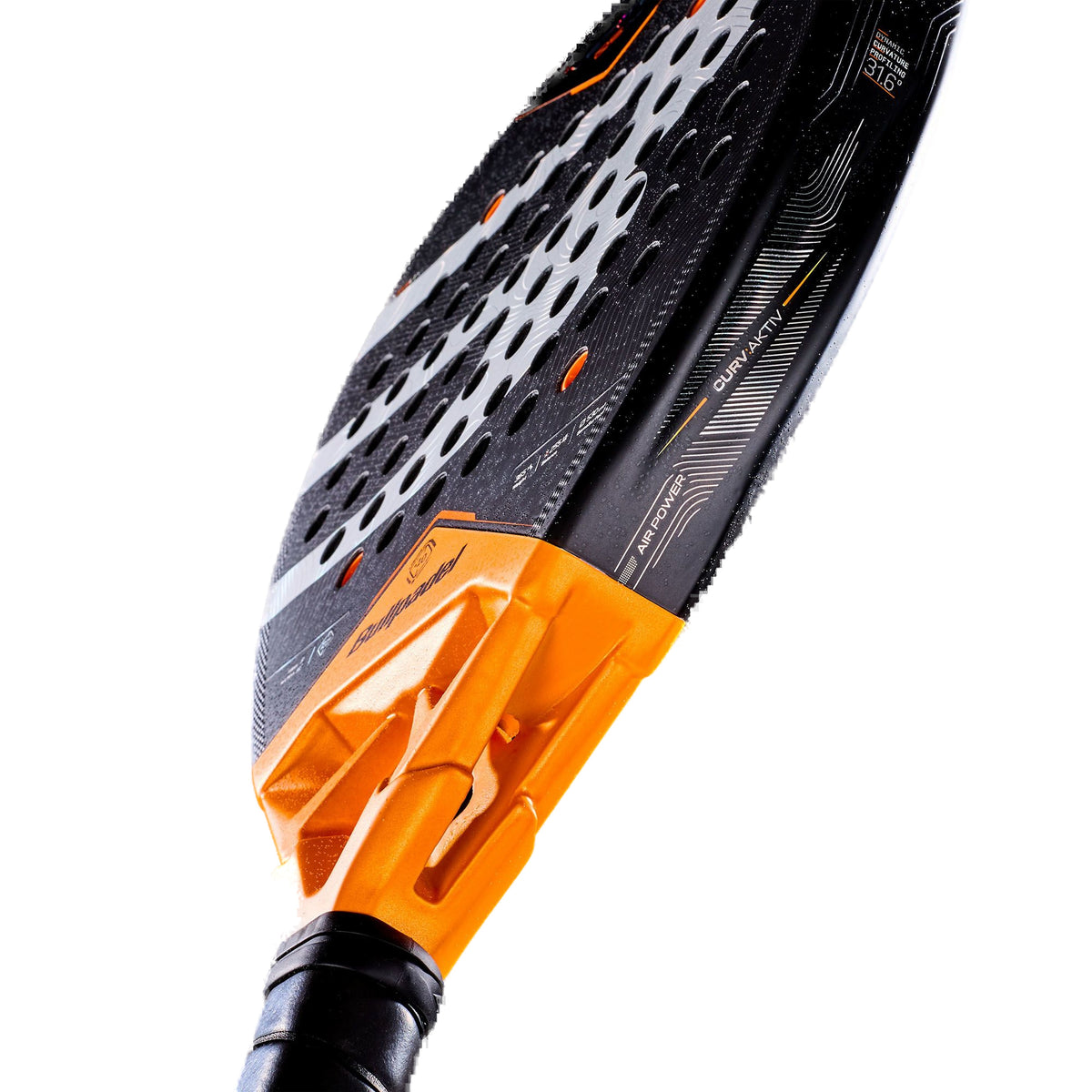Bullpadel Vertex 05 Comfort 2027 Padel racket, frame edge and Vertex Core heart detail