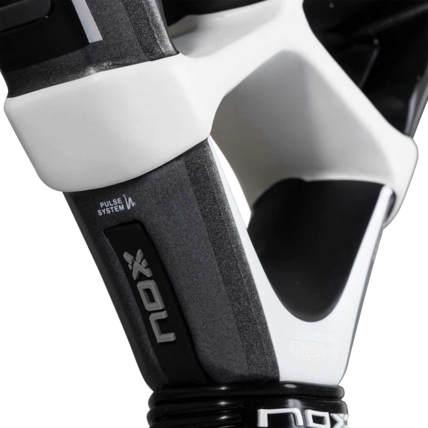 NOX Quantum 12K Carbon - Pulse