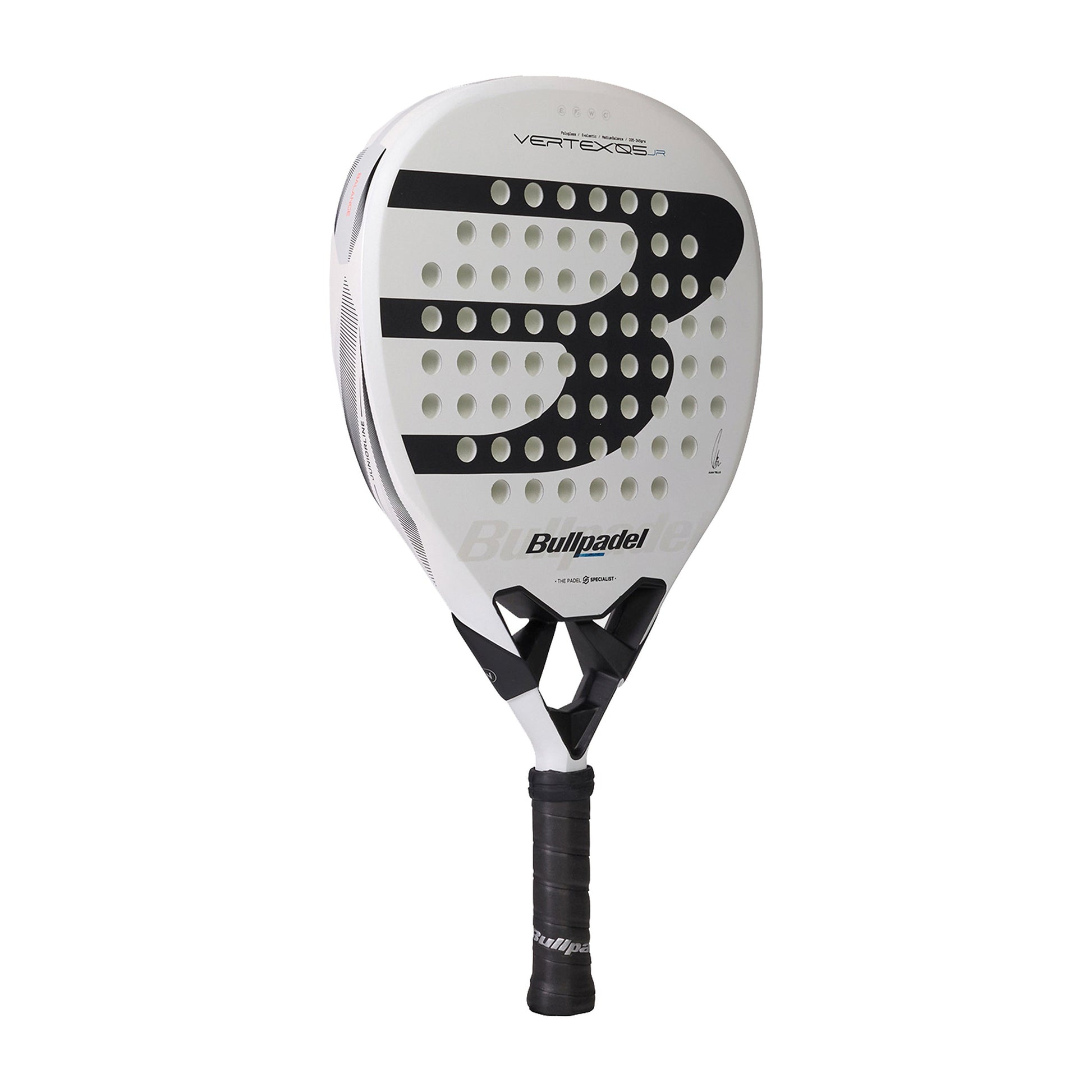 Bullpadel Vertex Jr Boy 26 Padel Racket - Three Quarter Front View