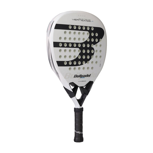 Bullpadel Vertex Jr Boy 26 Padel Racket - Three Quarter Front View